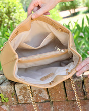 Load image into Gallery viewer, Blair Tote Tan
