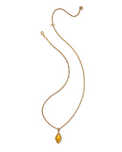 Load image into Gallery viewer, ADELINE SHORT PENDANT NECKLACE VINTAGE GOLD MARBLED AMBER ILLUSION
