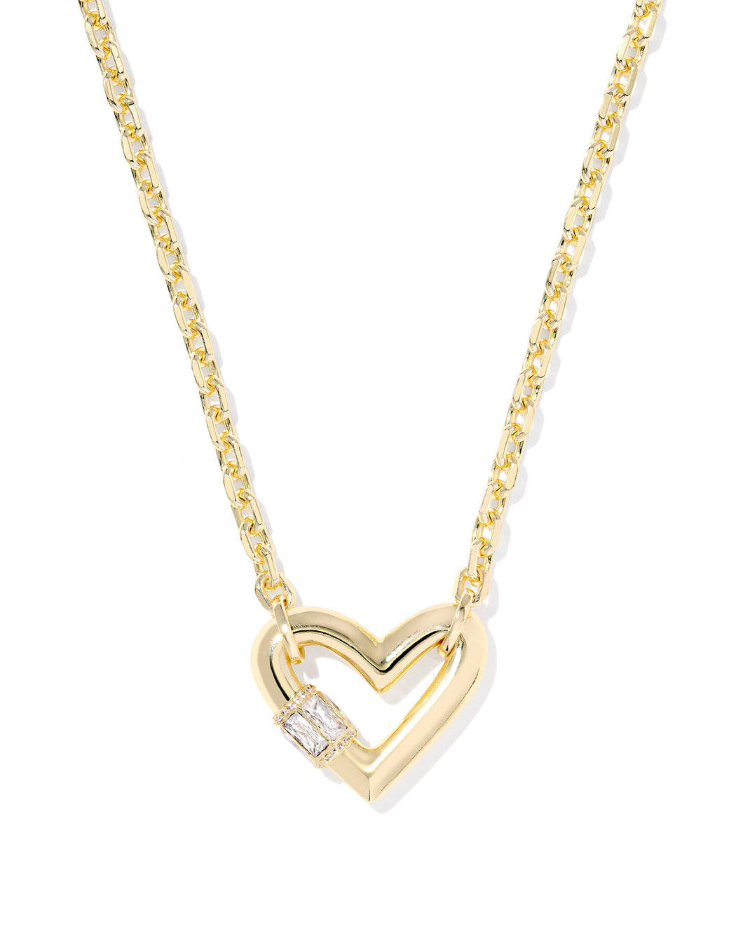 EMERY HEART SHORT PENDANT NECKLACE
